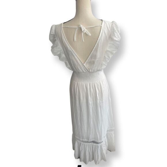J Gee V Neck Lace Maxi Dress Size: Large Color: White - Picture 2 of 14